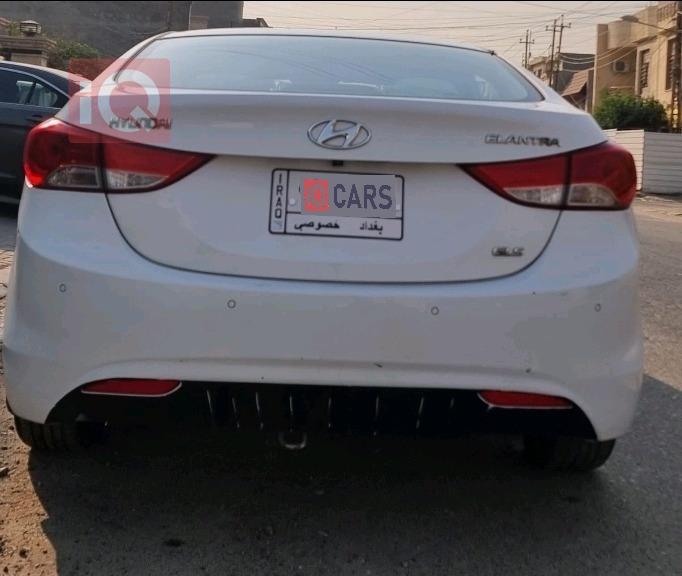 هیۆندای ئەلەنترا